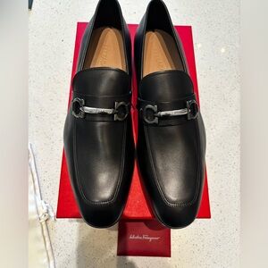 NWT Salvatore Ferragamo "Benford" in Black Calf Leather Bit Loafers